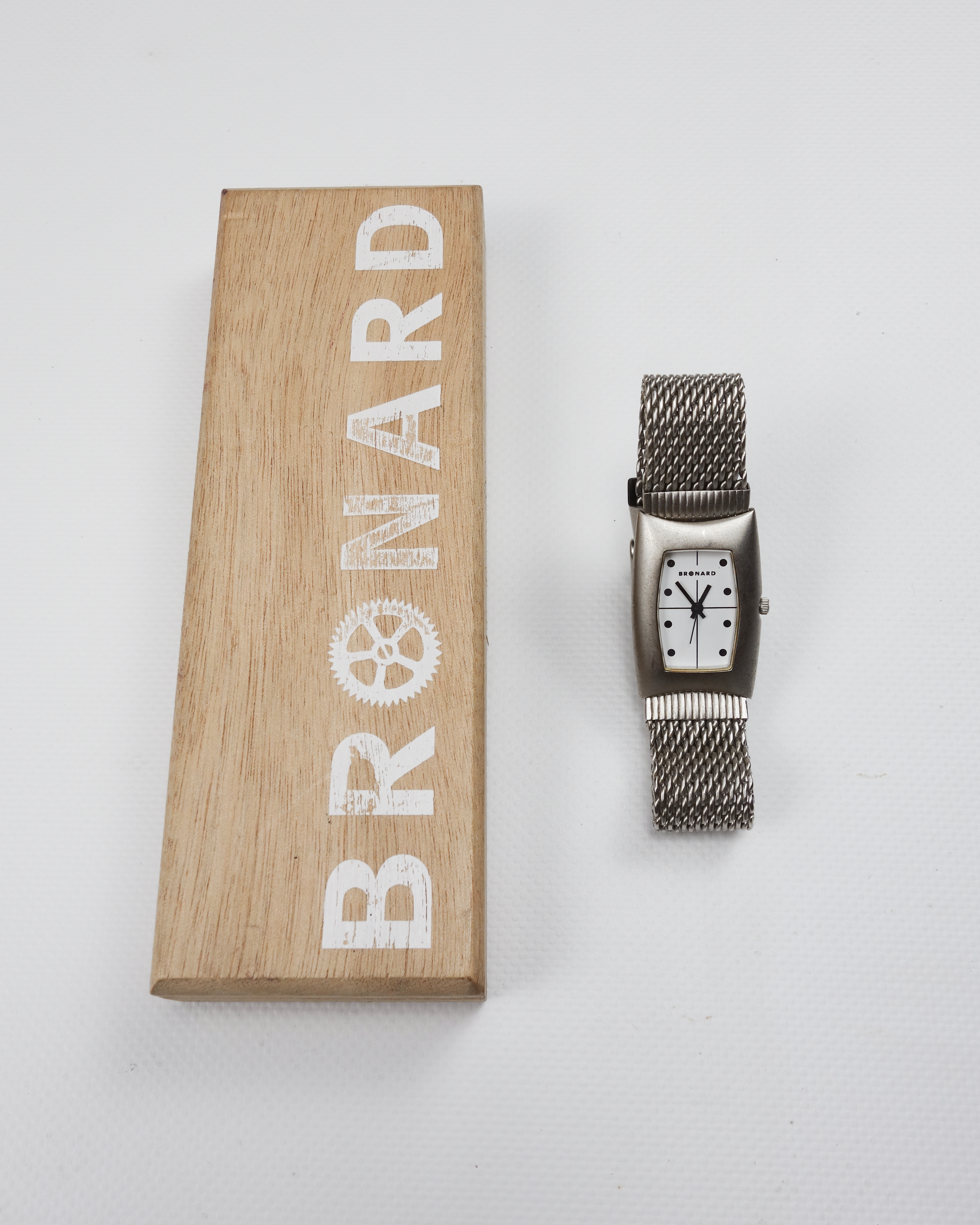 Bronard Metallic Minimalist Watch 1990's