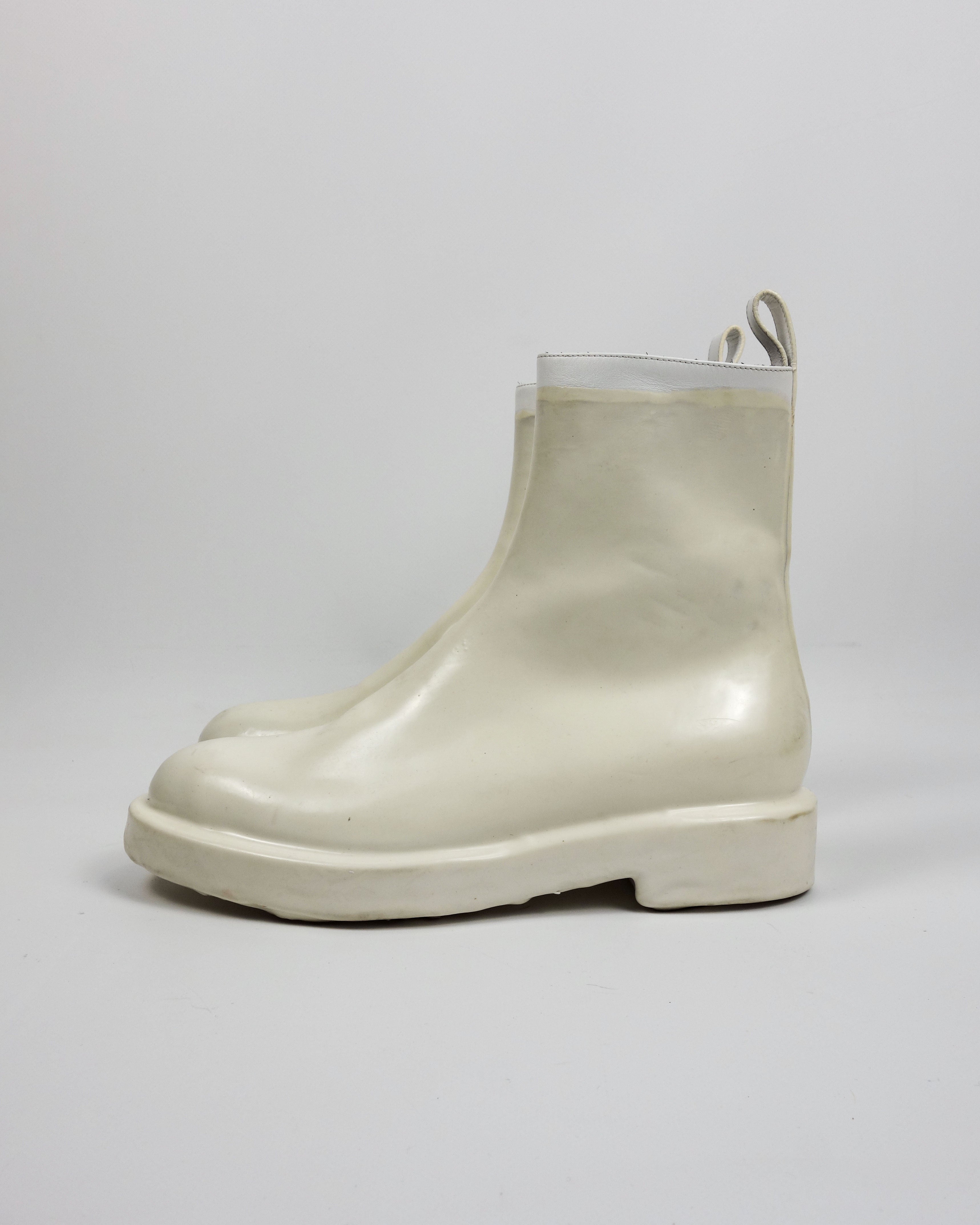 Balenciaga Dipped Side Zip White Leather Boots AW 2016 Vintage TTS
