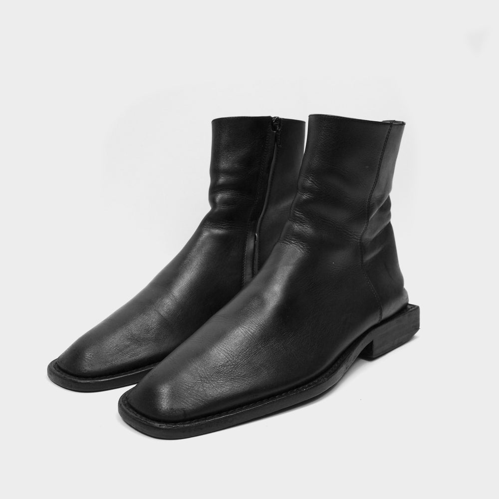 Balenciaga Rim Back Logo Leather Boots 2018