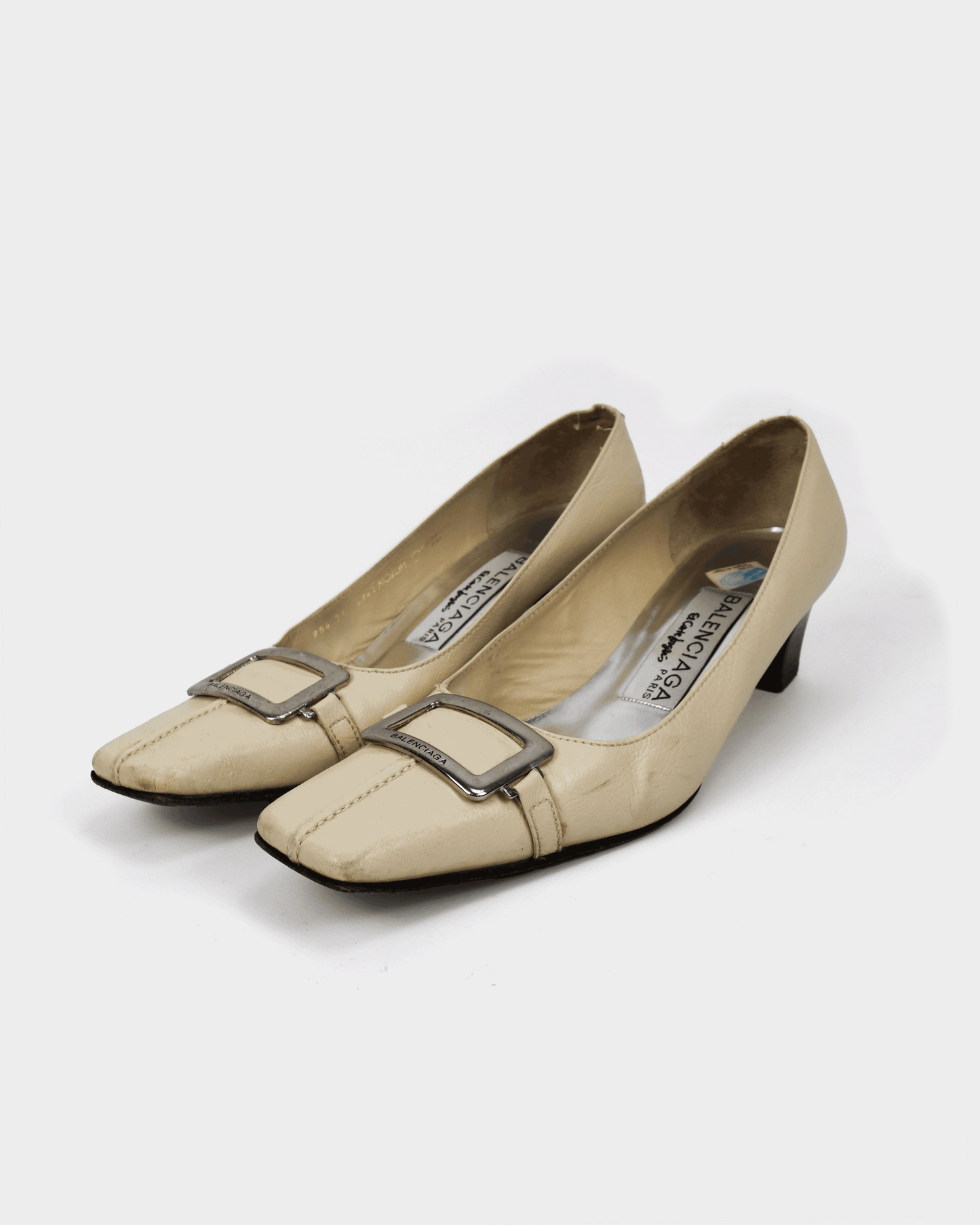 Balenciaga Beige Leather Low Heels 1990's