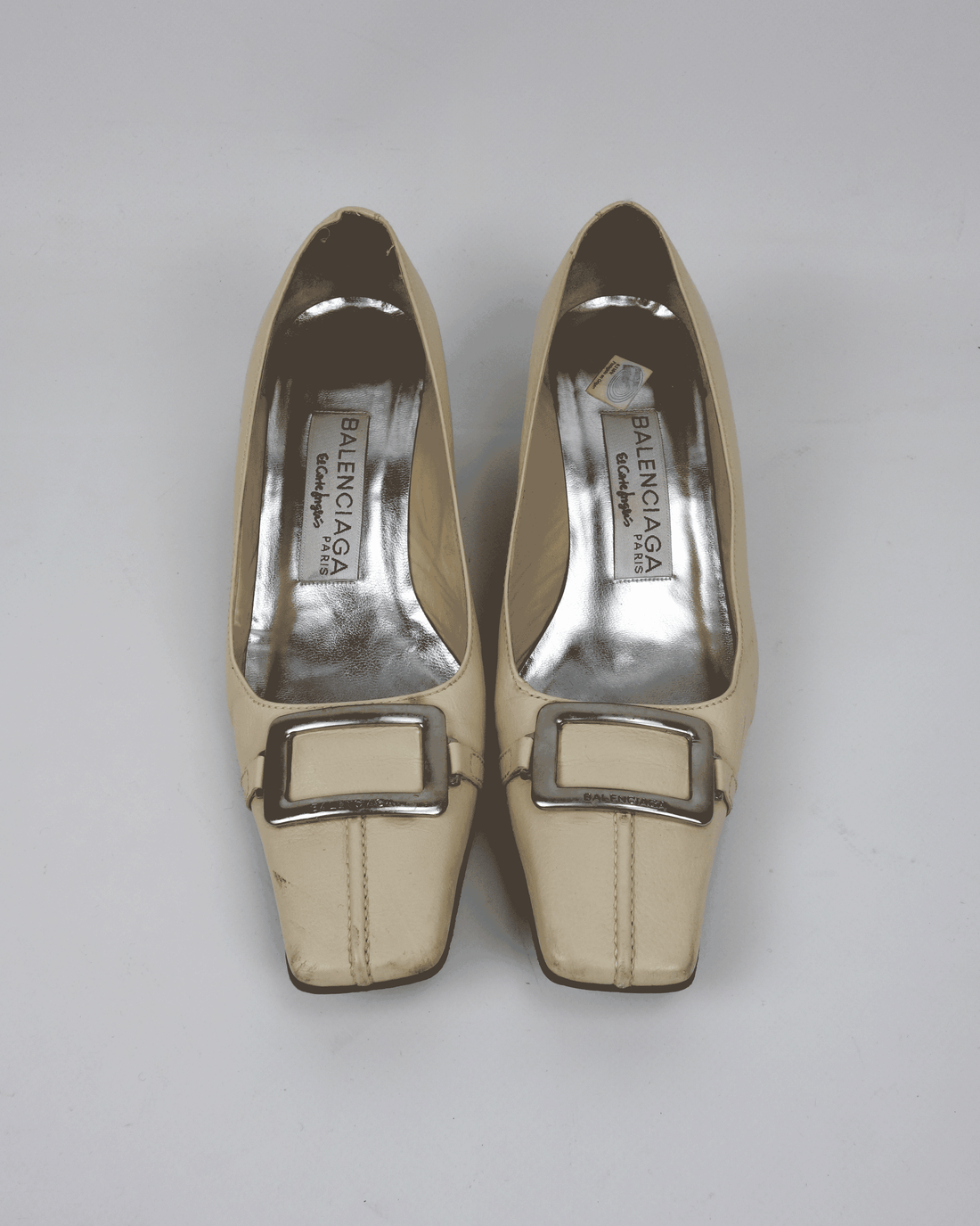 Balenciaga Beige Leather Low Heels 1990's