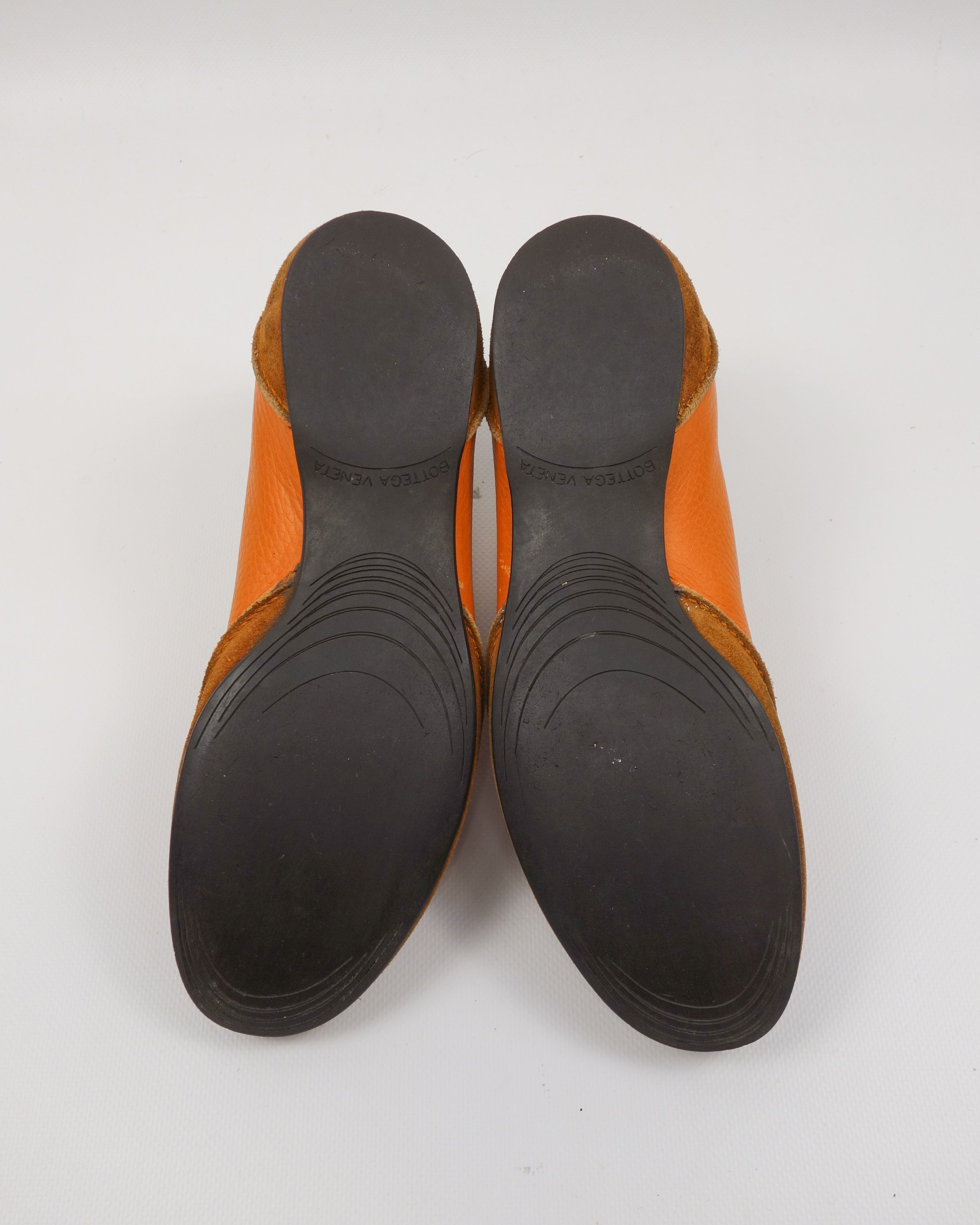 Bottega Veneta Orange Leather Flat Sneakers 2000's