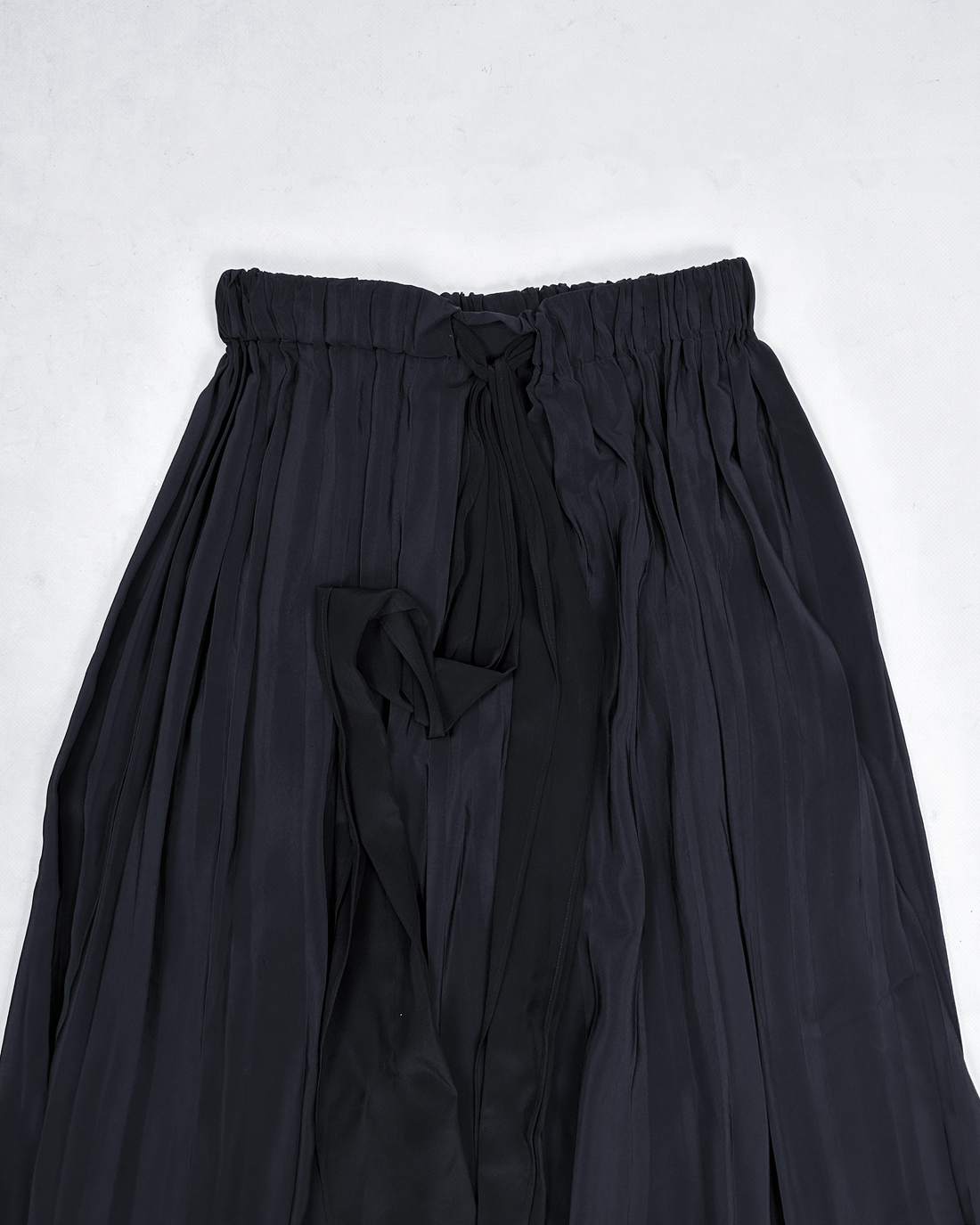 Miu Miu Pleated Black And Blue Silk Skirt 2000's