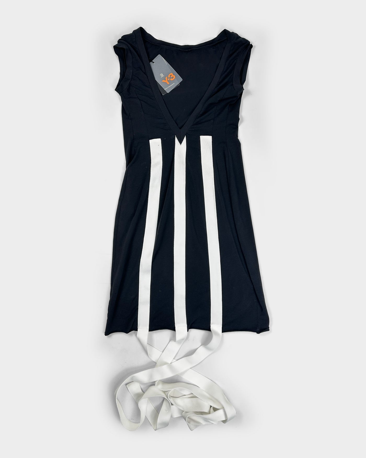 Yohji Yamamoto X Adidas (Y-3) Black V-Back Dress – Vintage TTS Yohji Yamamoto X Adidas (Y-3) Black V-Back Dress – Vintage TTS