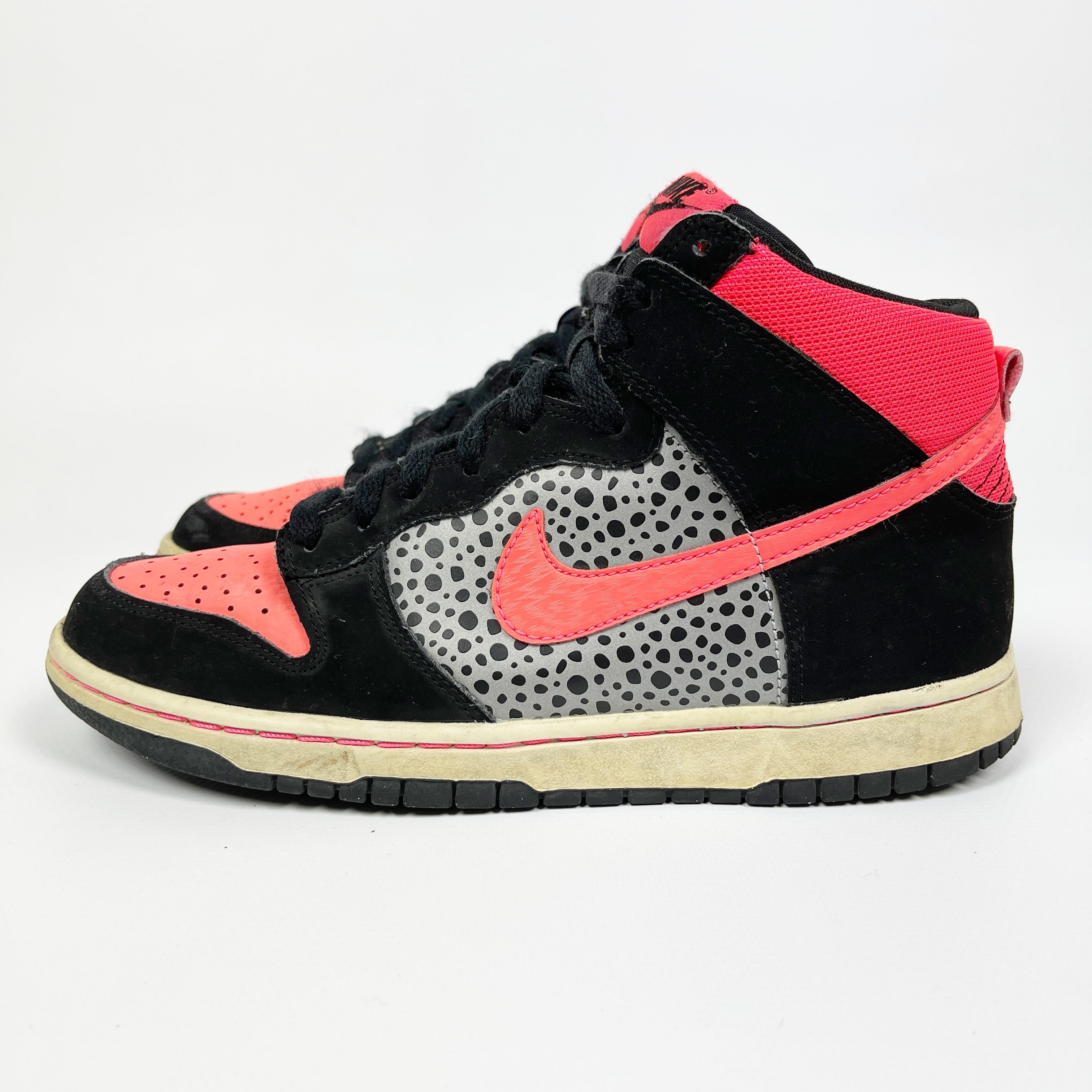 Nike Dunk High Black Atomic Red 2013 – Vintage TTS